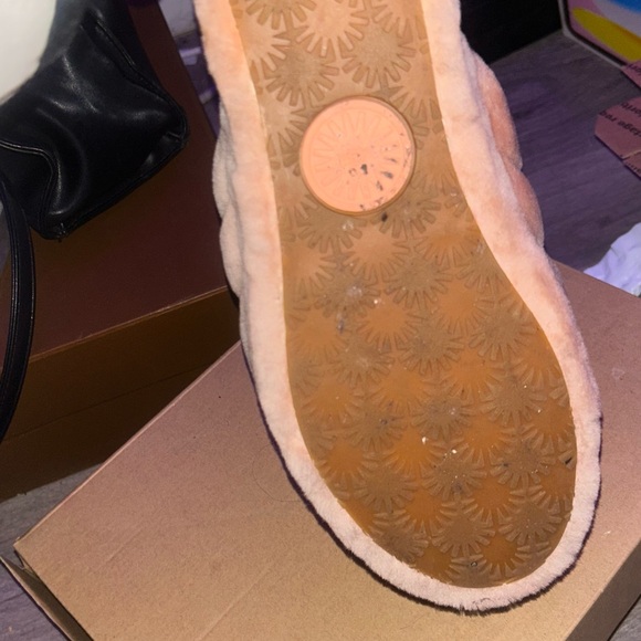 UGG Fluffy Pink Slippers - Picture 4 of 5